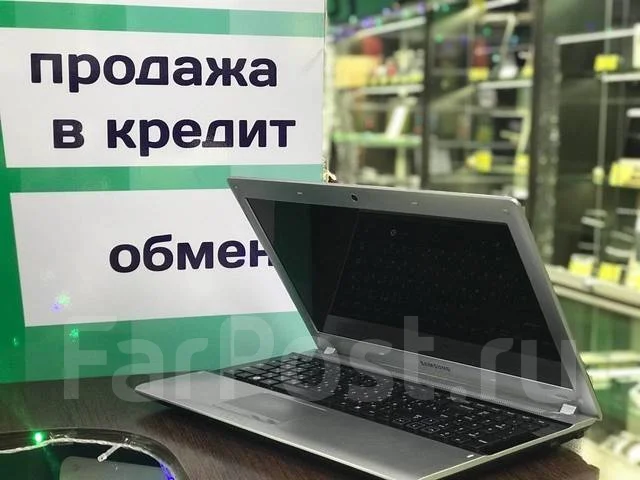 Samsung RV513. 15.6", 1,7����, ��� 2048 ��, ���� 320���, WiFi: 1, Bluetooth: 1, ����������� �� 3��. ����