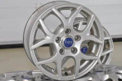 Bridgestone NR-979. 5.0x15", 5x114.3, ET48, �� 66���. ����