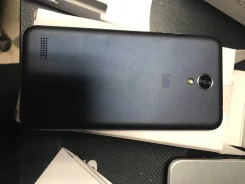 ZTE Blade A520. �/�