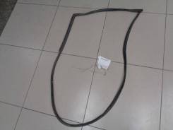 Уплотнитель двери задней правой Mitsubishi Pajero / Montero Sport K9 1997-2008 Номер OEM MR237974