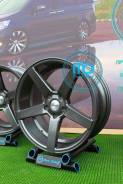 Vossen. 9.0x20", 5x112.00, 5x114.30, ET38