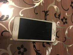 Samsung Galaxy S5 mini. �/�