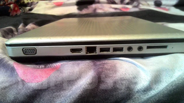 HP G62. 15.6", 2,1����, ��� 4 ��, ���� 250���, WiFi: 1, Bluetooth: 1, ����������� �� 1��. ����