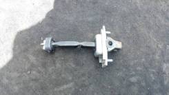 Доводчик двери Toyota (Тойота) Camry (Камри), левый передний