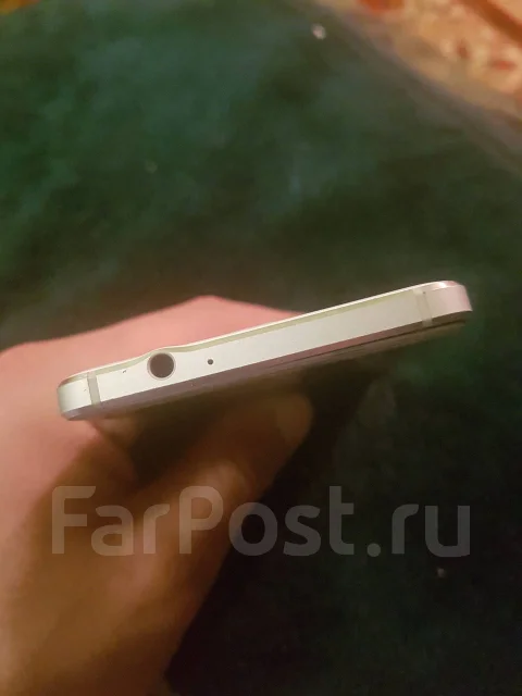 Samsung Galaxy Alpha. �/� ����