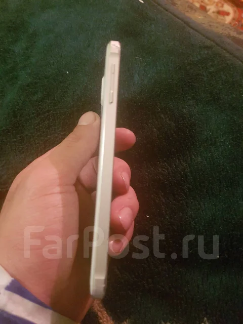 Samsung Galaxy Alpha. �/� ����