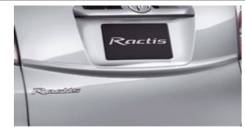 Накладка на дверь багажника. Toyota Ractis, NCP100