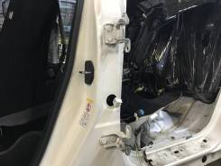 Крепление боковой двери. Acura Legend Acura RL Honda Legend, KB1, KB2 Двигатели: J35A8, J37A2, J37A3