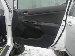 Обшивка двери. Toyota Wish, ANE10, ANE10G, ANE11, ANE11W, ANE12