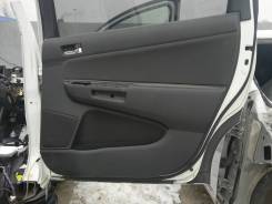 Обшивка двери. Toyota Wish, ANE10, ANE10G, ANE11, ANE11W, ANE12