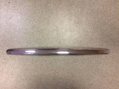 Накладка крышки багажника. Ford Focus, CB4, DA3, DB Двигатели: AODA, AODB, AODE, ASDA, ASDB, G6DA, G6DB, G6DD, G8DA, GPDA, GPDC, HHDA, HHDB, HWDA, HWD...
