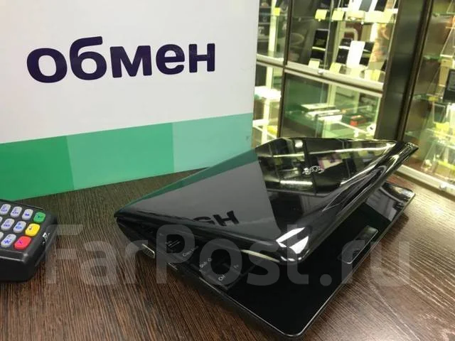 Asus Eee PC 1005HA. 10.1", 1,6����, ��� 2048 ��, ���� 320���, WiFi: 1, Bluetooth: 1 ����