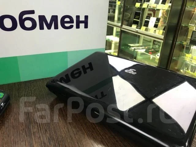 Asus Eee PC 1005HA. 10.1", 1,6����, ��� 2048 ��, ���� 320���, WiFi: 1, Bluetooth: 1 ����