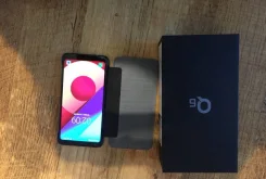 LG Q6. �/�