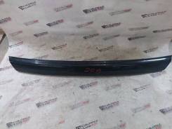 Накладка на дверь багажника. Toyota Caldina, ST210G, CT216G, AT211G, ST215W, ST215G Двигатели: 3SGE, 3CTE, 7AFE, 3SFE, 3SGTE