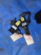 Датчик airbag. Toyota Avensis, ADT251, AZT250, AZT250L, AZT250W, AZT251, AZT251L, AZT251W, AZT255, AZT255W, CDT250, ZZT250, ZZT251, ZZT251L Двигатели...