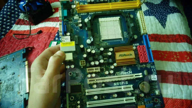 Socket AM2+ ����