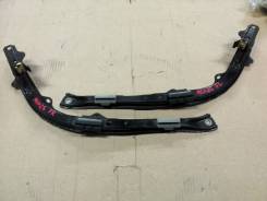 Накладка на фару. Toyota Highlander, ACU20, ACU20L, ACU25, ACU25L, MCU20, MCU20L, MCU23, MCU23L, MCU25, MCU25L, MCU28, MCU28L, MHU23, MHU28 Toyota Klu...