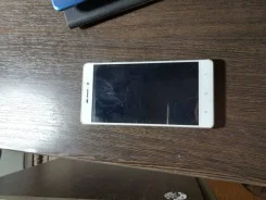 Xiaomi Redmi 3S. �/�