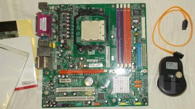 Socket AM2 ����