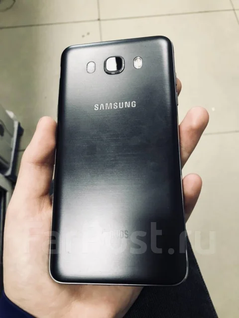 Samsung Galaxy J7. �/� ����