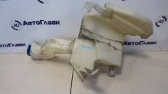 Бачок стеклоомывателя. Volkswagen Passat, 3B3, 3B6 Skoda Superb Двигатели: ACK, ADP, AFB, AGE, AGZ, AJM, AKN, ALG, ALT, ALZ, AMX, APR, AQD, ATJ, ATQ...