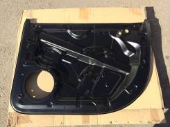 Обшивка двери. Volkswagen Touareg, 7L6, 7LA Двигатели: AXQ, AYH, AZZ, BAA, BAC, BAN, BAR, BHK, BHL, BJN, BKJ, BKL, BKS, BKW, BLE, BLK, BMV, BMX, BPD...
