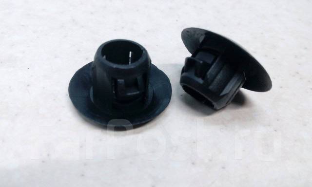 Как снять клипсы с подкрылка тойота прадо 150 - 98 фото