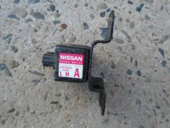 Датчик airbag. Nissan Liberty, RM12