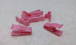 Клипса. Toyota: Platz, Aurion, Prius C, iQ, Avensis, Corolla, Probox, Dyna, Tundra, Raum, Pixis Truck, Succeed, Comfort, bB, Corolla Runx, Alphard, Si...