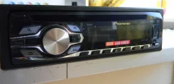 Pioneer DVH-340UB ����