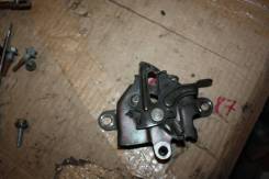 Замок капота. Toyota ist, NCP60, NCP61, NCP65 Двигатели: 1NZFE, 2NZFE