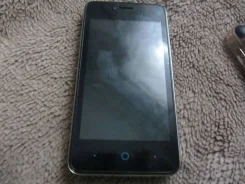 ZTE. �/�