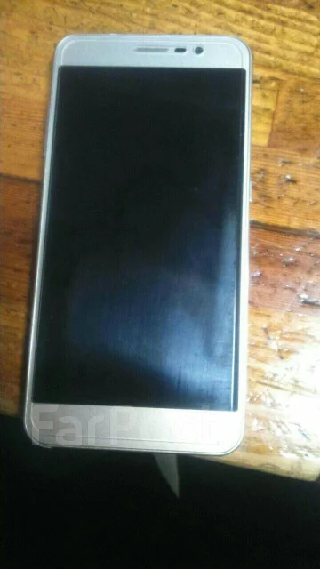 ZTE Blade A910. �/� ����