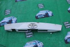 Накладка на дверь багажника. Toyota Caldina, AZT241, AZT241W, AZT246, AZT246W, ST246, ST246W, ZZT241, ZZT241W Двигатели: 1AZFSE, 1ZZFE, 3SGTE