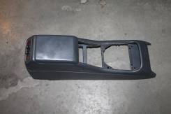 Подлокотник. Mercedes-Benz M-Class, W163