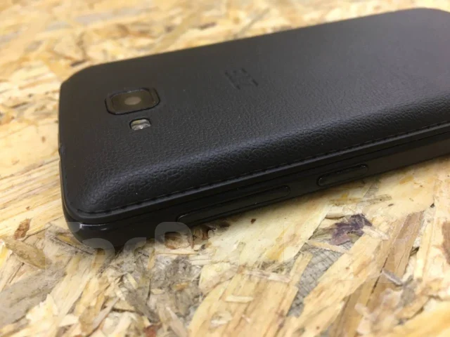 ZTE Blade A5. �/� ����
