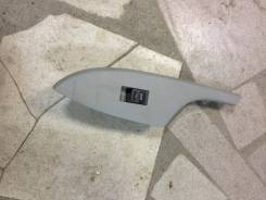 Кнопка стеклоподъемника. Toyota: Vanguard, Blade, iQ, Corolla Axio, RAV4, Corolla Fielder, Corolla, Corolla Rumion Двигатели: 2AZFE, 2GRFE, 1KRFE, 1ND...