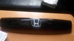 Накладка на дверь багажника. Honda Stream, RN6, RN7, RN8, RN9 Двигатели: R18A, R20A
