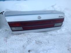 Крышка багажника. Nissan Cefiro, A32