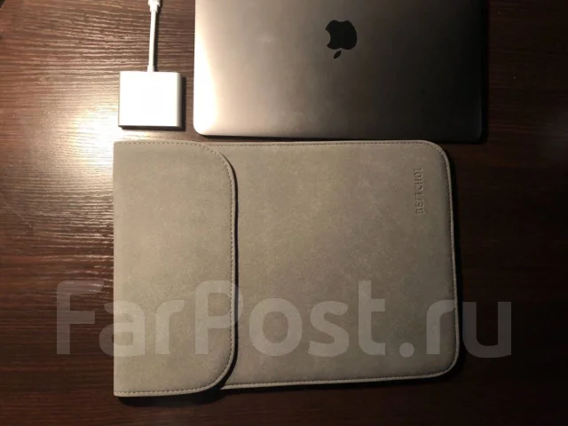 Apple MacBook 12. 12", 1,1����, ��� 8 ��, ���� 256���, WiFi: 1, Bluetooth: 1, ����������� �� 10��. ����