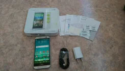 HTC One M8. �/�