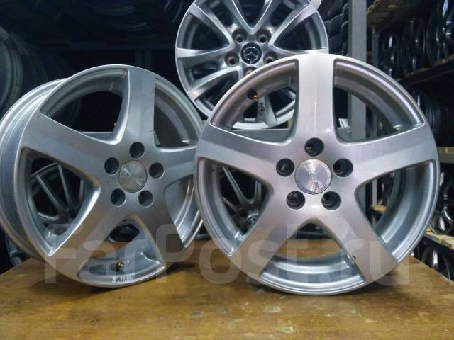 Borbet. 6.0x15", 5x114.3, ET45 