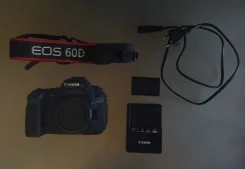 Canon EOS 60D Body ����