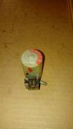 Мотор бачка омывателя. Subaru Forester, SF5, SF9, SG5, SG9, SG9L Subaru Legacy, BD3, BD5, BD9, BE5, BE9, BEE, BES, BG2, BG3, BG4, BG5, BG7, BG9, BGA...