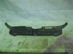 Планка радиатора. Audi Q5, 8RB Двигатели: AAH, CDUC, CDUD, CGLC, CGLD, CGQB, CHJA, CJCA, CJCB, CJCD, CMGB, CNCB, CNCD, CNCE, CNHA, CNHC, CPMA, CPMB, C...
