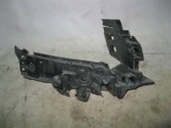 Кронштейн фары. Audi Q5, 8RB Двигатели: AAH, CAEB, CAGA, CAGB, CAHA, CAHB, CALB, CCWA, CCWB, CDNA, CDNB, CDNC, CGLA, CGLB, CHJA, CJCA, CJCB, CMGA