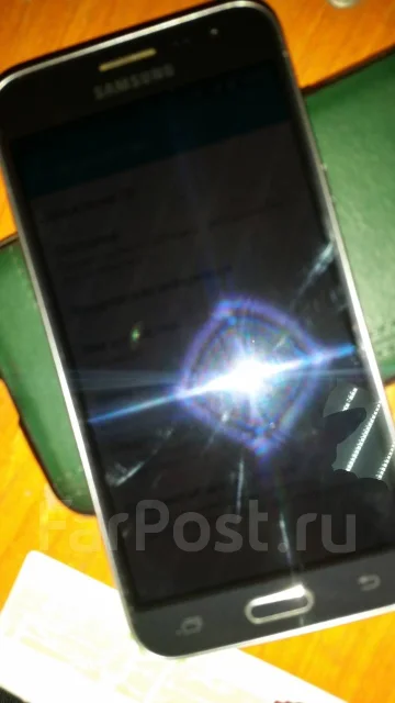 Samsung Galaxy J3. �/� ����
