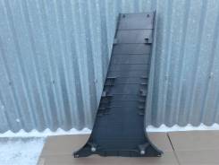 Накладка на стойку. Toyota Prius, NHW20 Двигатель 1NZFXE