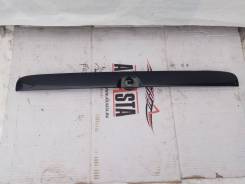 Накладка на дверь багажника. Chevrolet Astra Opel Astra Opel Zafira Двигатели: LE4, LMC